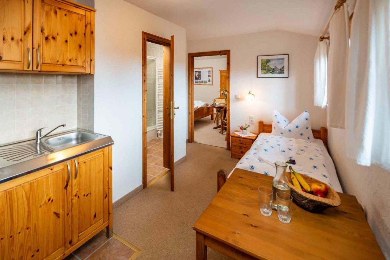 Landhotel Gut Wildberg Mit Badeteich ไมเซน ภายนอก รูปภาพ