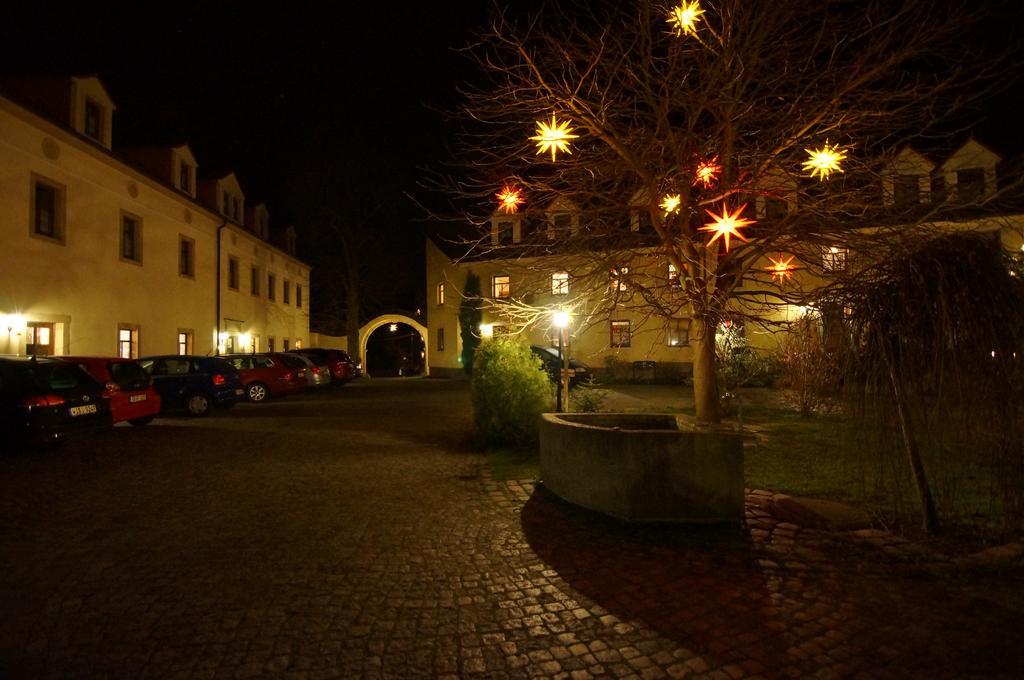 Landhotel Gut Wildberg Mit Badeteich ไมเซน ภายนอก รูปภาพ